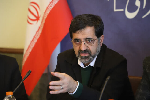 استاندار قم: ظرفیت‌های مختلف برای هوشمندسازی قم به میدان آمده است 