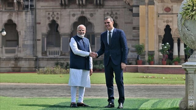 نشست نخست وزیر هند با همتایان اسپانیایی و فنلاندی در دهلی‌نو