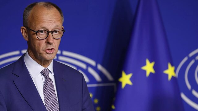 آمادگی آلمان برای بحث درباره بازدارندگی هسته‌ای اروپا