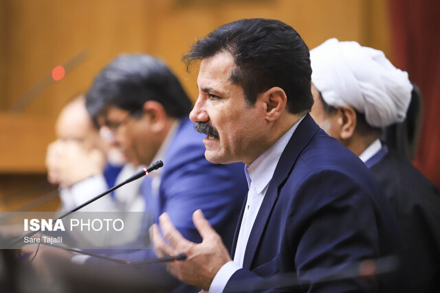 معاون رییس جمهور: اعضای دولت با تمام توان در کنار رئیس جمهوری برای ایران ایستاده‌اند