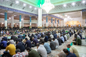 جزء خوانی قرآن کریم در حرم حضرت فاطمه معصومه(س)