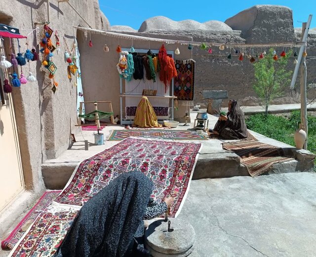 آئین محلی قالی سربرون روستای حصارحسن بیک ورامین ثبت ملی شد