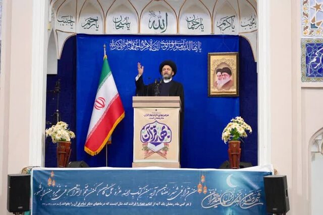 امام جمعه اردبیل: اجتناب از درگیری نظامی با ایران نگاه درستی است