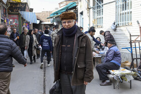 پاپاخ، کلاه سنتی مردان آذربایجان و قفقاز، از پوست یا پشم بره ساخته می‌شود و قدمت استفاده از آن به چند قرن پیش بازمی‌گردد. 