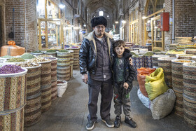 پاپاخ نه‌تنها یک پوشش کاربردی، بلکه بخشی از هویت فرهنگی مردان این منطقه محسوب می‌شد و در بسیاری از پرتره‌های تاریخی دوران قاجار دیده می‌شود.
