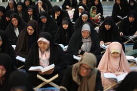 آیین جز خوانی قرآن کریم در حسینیه امام همدان همزمان با ماه مبارک رمضان