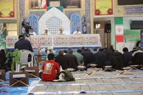 آیین جز خوانی قرآن کریم در حسینیه امام همدان همزمان با ماه مبارک رمضان
