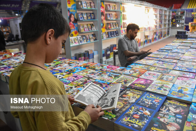 بازدید بیش از ۱۲۰۰ دانش آموز از نمایشگاه کتاب و قرآن سمنان در ۳ روز گذشته