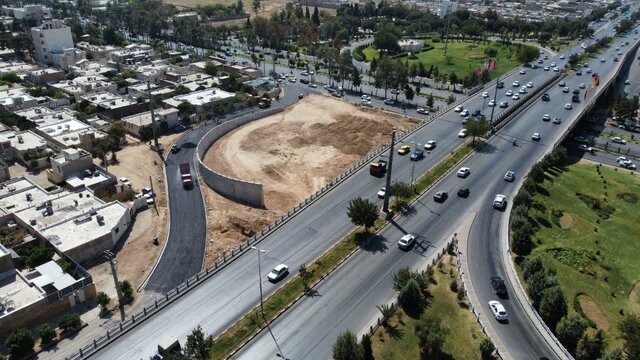 پایان یک گره ترافیکی قدیمی در شیراز/ راست‌گرد پل غدیر تا پایان سال به بهره‌برداری می‌رسد