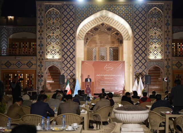 کرمان در آستانه جهش تازه گردشگری با نگاه همگرایانه و آینده‌محور