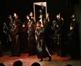 نمی‌خواستم با بازیگران حرفه‌ای کار کنم