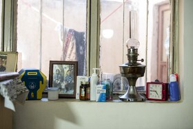 این روزها برجعلی شیرزاد به علت کهولت سن از داروهای فراوانی استفاده میکند.