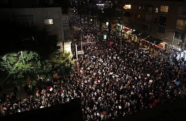 تظاهرات صهیونیست‌ها در تل‌آویو علیه سیاست‌های اشغالگرانه و شکست ۷ اکتبر