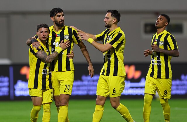 ستایش روزنامه اماراتی از شهریار مغانلو