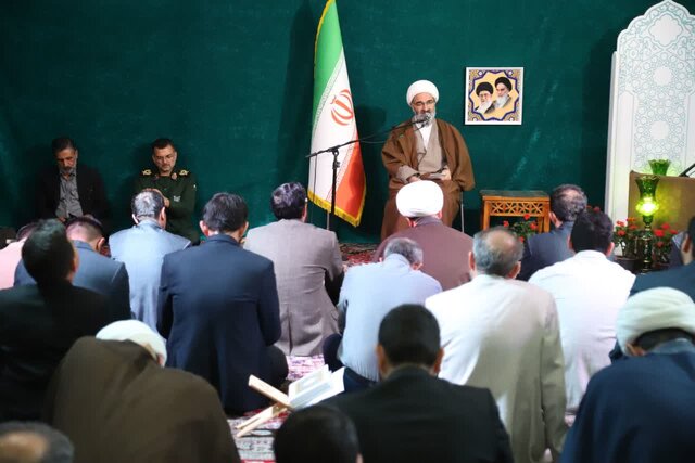 تبلیغ فعال معارف قرآنی در برابر آرایش تهاجمی دشمن ضروری است