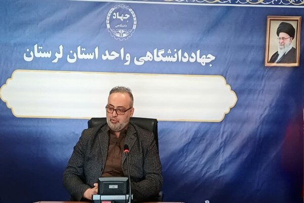 مدرس حوزه و دانشگاه: الگوگیری از قرآن رمز موفقیت خانواده است