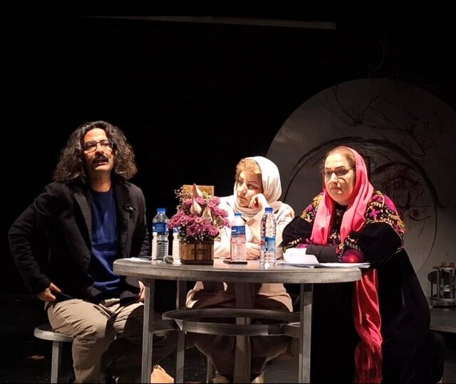 روایتی از «تلخاب» / «قدرت واقعی در تاج و تخت نیست»