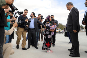 استقبال از محمد جعفر قائم پناه معاون رئیس جمهور در  فرودگاه شهید اشرفی اصفهانی کرمانشاه