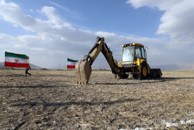 آغاز عملیات احداث کارخانه قند و شکر سالار اختر در سفر معاون رئیس جمهور به کرمانشاه