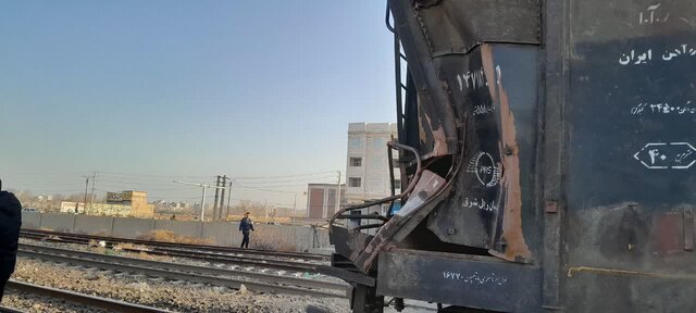 خروج قطار باری از ریل در ورودی پیشوا