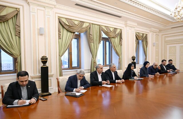دیدار وزیر راه و شهرسازی ایران با رئیسجمهور آذربایجان