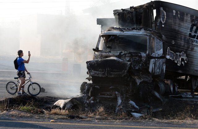 حمله، آتش‌سوزی و تعطیلی مدارس؛ در مکزیک چه خبر است؟