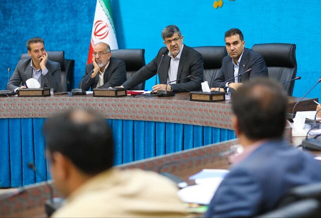 عزم جدی استان برای انتقال حساب‌ بانکی معادن بزرگ به یزد/ پایش آنلاین فعالیت معادن