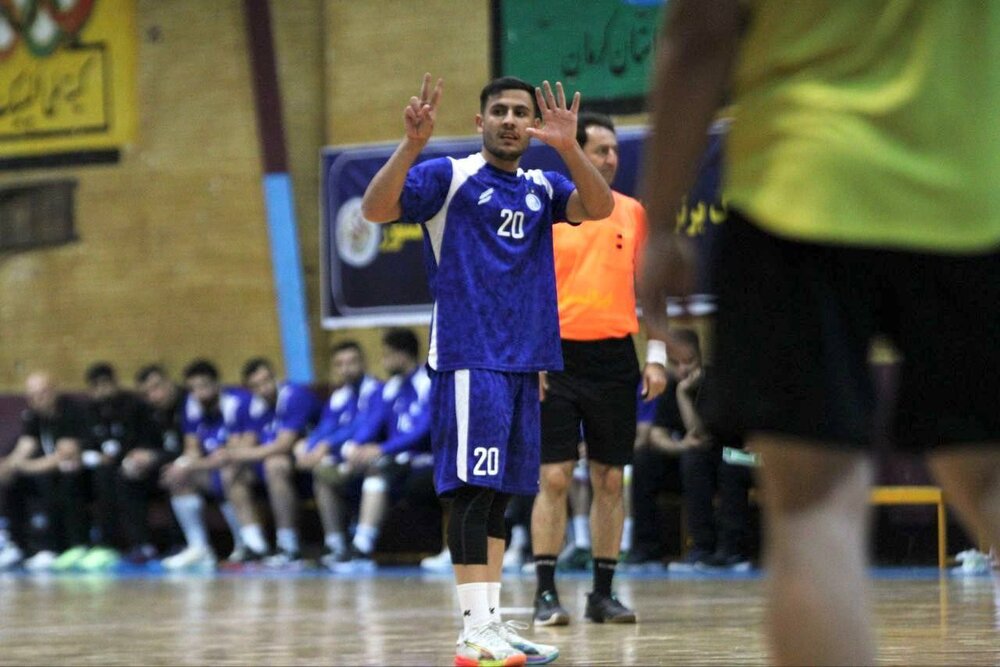 تداوم صدرنشینی استقلال در هفته پانزدهم لیگ برتر هندبال مردان/سقوط مس به رده چهارم