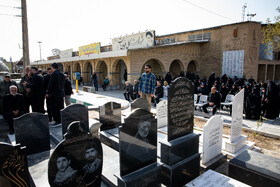 مراسم خاکسپاری حاجیه خانم معصومه حسینی‌زاده مادر جاویدالاثر  سردار احمد متوسلیان