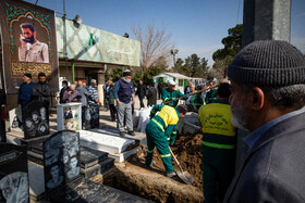 مراسم خاکسپاری حاجیه خانم معصومه حسینی‌زاده مادر جاویدالاثر  سردار احمد متوسلیان