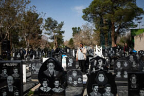 مراسم خاکسپاری حاجیه خانم معصومه حسینی‌زاده مادر جاویدالاثر  سردار احمد متوسلیان