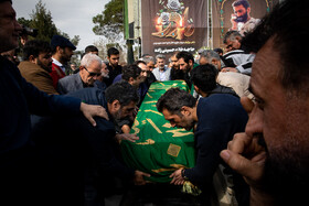 مراسم خاکسپاری حاجیه خانم معصومه حسینی‌زاده مادر جاویدالاثر  سردار احمد متوسلیان