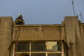 آتش‌سوزی انبار لوازم الکترونیکی در لاله‌زار