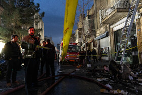 آتش‌سوزی انبار لوازم الکترونیکی در لاله‌زار