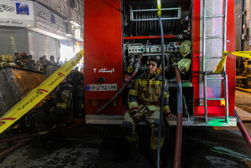 آتش‌سوزی انبار لوازم الکترونیکی در لاله‌زار