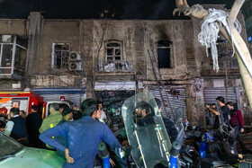 آتش‌سوزی انبار لوازم الکترونیکی در لاله‌زار