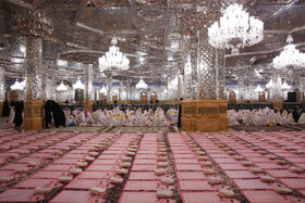 ضیافت افطار در حرم مطهر رضوی