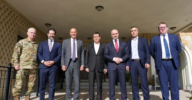 رایزنی فرستاده ویژه آمریکا در امور سوریه، فرمانده قسد و طالبانی