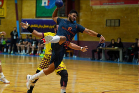 استقلال همچنان صدرنشین لیگ برتر هندبال مردان