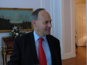 دیپلمات سابق بریتانیا: ترامپ در بن‌بست ایران گیر افتاده است