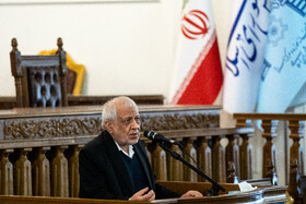 اسدالله بادامچیان در نشست فعالان اقتصادی و اصناف با رئیس مجلس