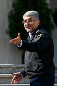 سید تیمور حسینی، رئیس پلیس راهنمایی و رانندگی فراجا در حاشیه جلسه هیات دولت - ۶ اسفند