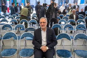 علیرضا زاکانی، شهردار تهران در افتتاح پارک علم و فناوری شهری ایران در بوستان ولایت