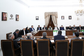 عارف: مردم سال سختی داشتند