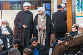 حجت الاسلام نظری منفرد در مراسم ختم دکتر محمد قمی در حسینیه شهدا قم