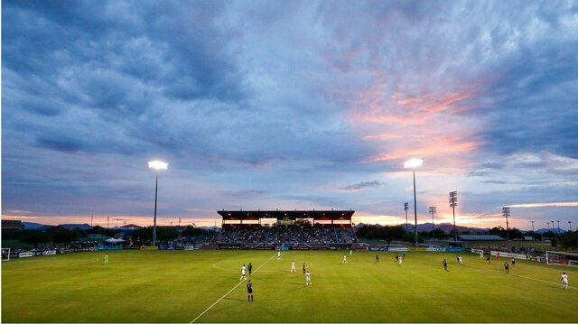 مدیر کمپ تیم ملی ایران در آمریکا: با سیاست کاری نداریم