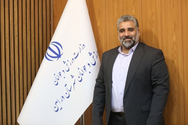 رونق ورزش ورامین در شب‌های ماه مبارک رمضان/ رقابت ۱۳۹ تیم در فوتسال و والیبال