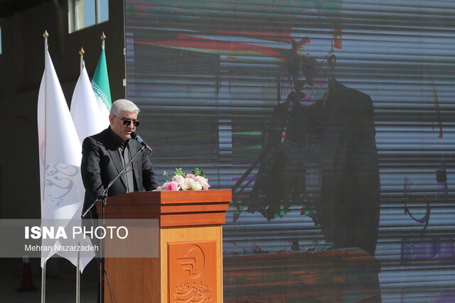 آغاز فصل نوین حمل‌ونقل شهری تبریز با کلنگ‌زنی تراموای خط ۴ مترو