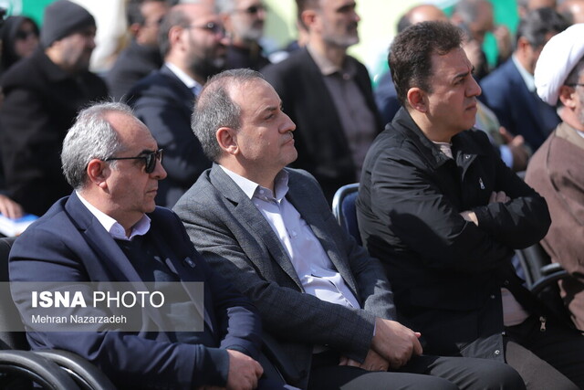 آغاز فصل نوین حمل‌ونقل شهری تبریز با کلنگ‌زنی تراموای خط ۴ مترو