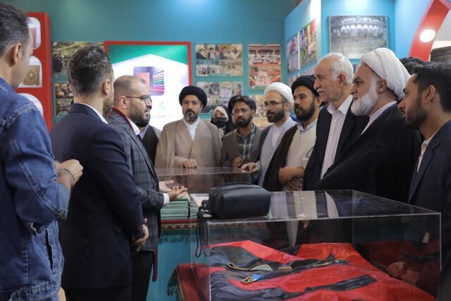 حضور آستان قدس حسینی در نمایشگاه قرآن و ارائه قرآن هوشمند